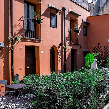 Le Casette Palazzo Ajutamicristo Xii Apartment
